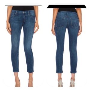 MOTHER “The Looker” Crop Jean